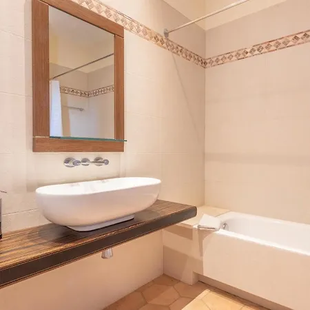 Mit Privatpool Fuer 8 Personen Ca 460 Qm In Es Llombards, Mallorca Suedostkueste Von Mallorca Holiday home Llombarts