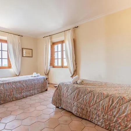 Holiday home Mit Privatpool Fuer 8 Personen Ca 460 Qm In Es Llombards, Mallorca Suedostkueste Von Mallorca Llombarts